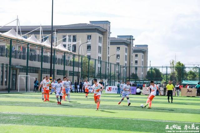 天空：曼联有意亚特兰大中场埃德森 冬窗尝试引进